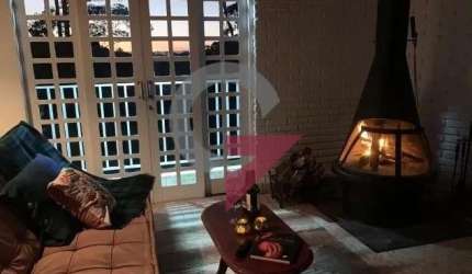 Casa em condomínio fechado com 4 quartos à venda no Rancho Alegre, Campos do Jordão  por R$ 1.700.000