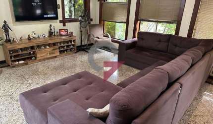 Casa em condomínio fechado com 5 quartos à venda no Jardim das Nações, Taubaté  por R$ 1.436.000