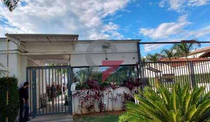 Apartamento com 2 quartos para alugar no Esplanada Independência, Taubaté  por R$ 1.500
