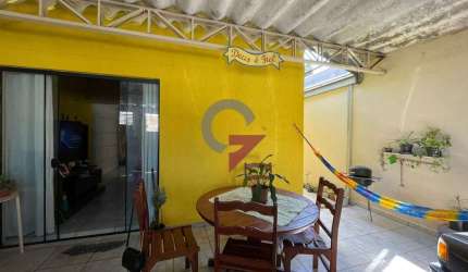 Casa com 2 quartos à venda na Chácaras Canaã, Tremembé  por R$ 180.000