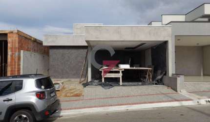 Casa em condomínio fechado com 3 quartos à venda no Jardim Santana, Tremembé  por R$ 820.000