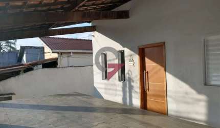 Casa com 2 quartos à venda no Jardim Baronesa, Taubaté  por R$ 373.000