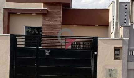 Casa com 3 quartos à venda no Jardim Oasis, Taubaté  por R$ 426.000