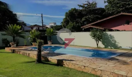 Casa com 4 quartos à venda em Itaguá, Ubatuba  por R$ 2.400.000