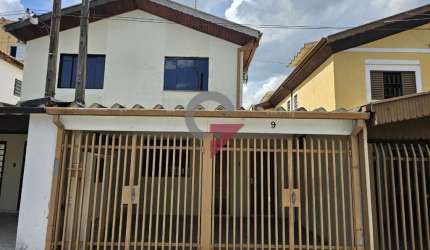 Casa em condomínio fechado com 2 quartos à venda no Parque São Cristóvão, Taubaté  por R$ 277.000
