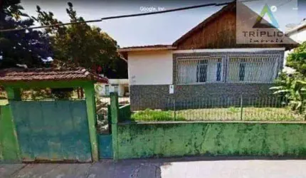 Oportunidade! Casa no bairro grama com terreno plano de 1.750m² com 50m de frente. Localização privilegiada, paralela à avenida principal do bairro.
