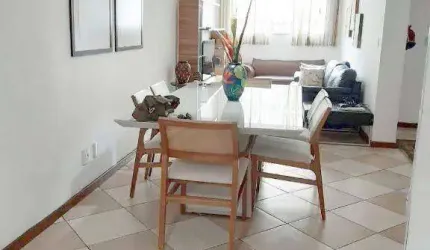 Casa triplex com 5 quartos, 2 suítes, área gourmet e quintal. Em local plano e na melhor localização do Alto dos Passos com tudo próximo!