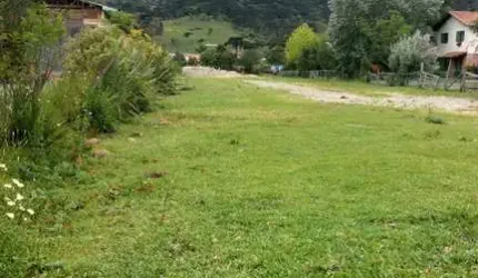 No centro de Urubici área com 2530 m2