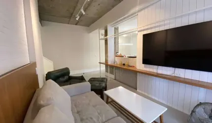 Cobertura duplex com 3 quartos, 1 suíte, toda reformada, piscina e churrasqueira, 1 vaga