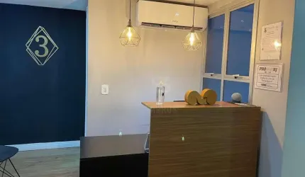 Cobertura comercial em Icaraí, ampla, 101 m², toda montada, 2ª quadra da praia, 1 vaga.