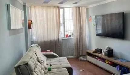 Apartamento de 3 quartos no Ingá, reformado, sol manhã, 2 por andar, com 1 vaga.