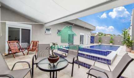 Casa Alto Padrão 4 suítes piscina com hidro em condomínio fechado Residencial Mar Verde