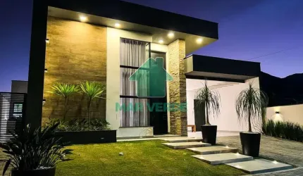 Casa Alto Padrão Nova 4 dorm com piscina em Condomínio Fechado