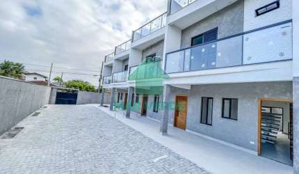 Sobrado Triplex Vista Mar 2 suítes a 100 metros da praia do Massaguaçu