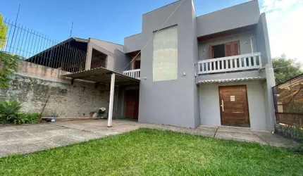 Casa com 3 dormitórios para alugar, 140 m² por R$ 2.690,00/mês - Petrópolis - Novo Hamburgo/RS