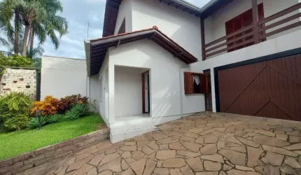 Casa com 3 dormitórios à venda, 187 m² por R$ 760.000,00 - São José - Novo Hamburgo/RS