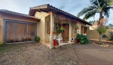 Casa com 2 dormitórios à venda, 92 m² por R$ 395.000,00 - Bela Vista - Estância Velha/RS