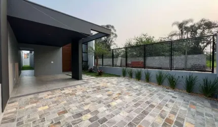 Casa com 3 dormitórios à venda, 111 m² por R$ 680.000 - Centro - Estância Velha/RS