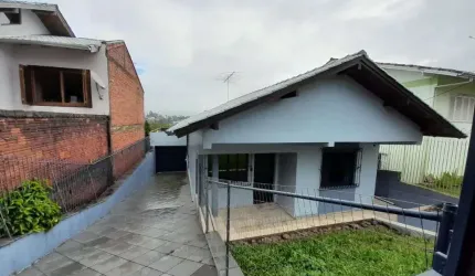 Casa com 3 dormitórios, 120 m² - venda por R$ 375.000,00 ou aluguel por R$ 4.463,00/mês - Vila Nova - Novo Hamburgo/RS