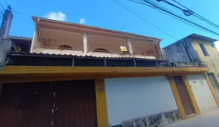 Casa Terrea 3/4 com suite  frente de rua Villa dos Excombatentes - Itapuan