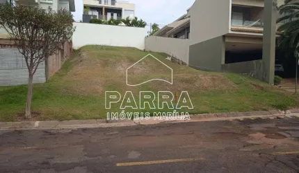 VENDE-SE TERRENO NO COND. GARDEN PARK - MARILIA/SP