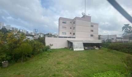 Terreno à venda na Rua Campo dos Bugres, 188, Pio X, Caxias do Sul por R$ 1.960.000
