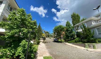 Terreno em condomínio fechado à venda na Rua Fernão Dias, 550, Jardim América, Caxias do Sul por R$ 690.000