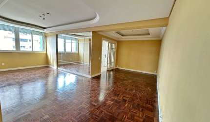 Apartamento com 3 quartos à venda na Rua Sinimbu, 2019, Centro, Caxias do Sul por R$ 679.000