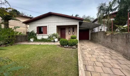 Casa em condomínio fechado com 3 quartos à venda na Domênico Fin, 540, São Roque, Farroupilha por R$ 580.000