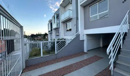 Casa em condomínio fechado com 2 quartos à venda na João Roso, 352, América, Farroupilha por R$ 380.000