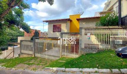 Casa com 3 Quartos à venda, 250 m² De 950.000 Por R$ 940.000 - Alto dos Pinheiros - Juiz de Fora/MG