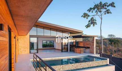 Casa com 4 quartos à venda, 600 m² de R$ 3.490.000 por R$ 2.980.000 - Residencial Alvim - Juiz de Fora/MG