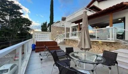 Casa à venda no Granville por R$ 2.490.000 - Juiz de Fora/MG