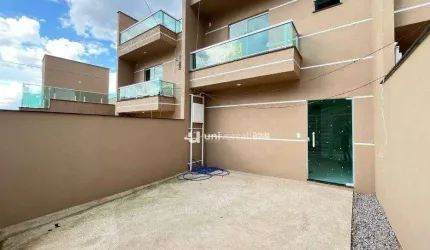 Casa com 2 Quartos à venda, 150 m² por R$ 440.000 - Jardim São João - Juiz de Fora/MG