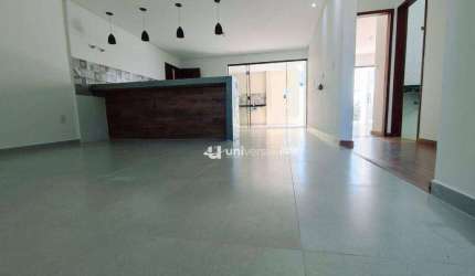 Casa com 3 quarto à venda, 295 m² por R$ 785.000 - Aeroporto - Juiz de Fora/MG
