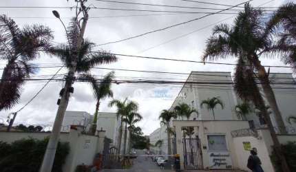 Apartamento com 2 quartos para alugar, 53 m² por R$700,00/mês - Santos Dumont - Juiz de Fora/MG