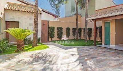 Casa com 4 quartos à venda no Bairro Jardim Botânico - Uberlândia/MG