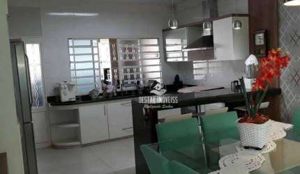 Casa com 3 quartos à venda, bairro Brasil - Uberlândia/MG