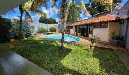 Casa com 4 quartos à venda no Bairro Tabajaras - Uberlândia/MG