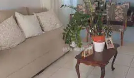 Casa com 3 quartos à venda no Bairro  Saraiva - Uberlândia/MG