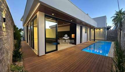 Casa com 4 quartos à venda, Condomínio Jardim Versailles - Uberlândia/MG