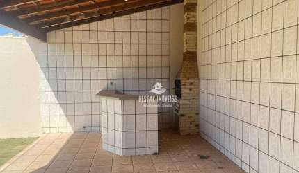 Casa com 3 quartos à venda no Bairro Santa Mônica - Uberlândia/MG