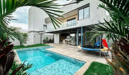 Casa com 4 quartos à venda no Condomínio Varanda Sul - Uberlândia/MG