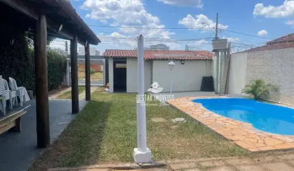 Casa com 2 quartos à venda no Bairro  Alto Umuarama - Uberlândia/MG