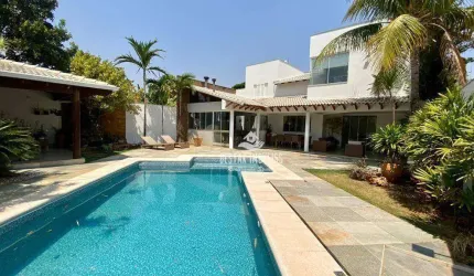 Casa com 4 quartos à venda no Bairro Jardim Karaíba - Uberlândia/MG