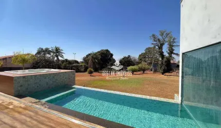 Casa com 6 quartos à venda, Mansões Aeroporto - Uberlândia/MG
