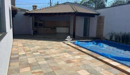 Casa com 4 quartos à venda no Bairro  Alto Umuarama - Uberlândia/MG