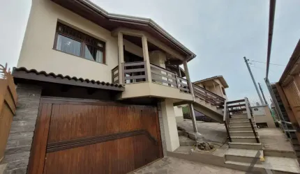 CASA - BAIRRO MOINHOS DE VENTO