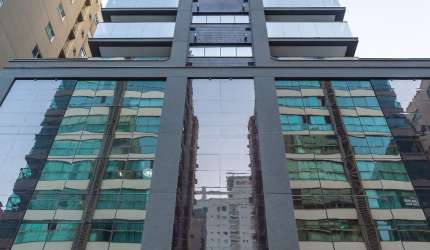 Apartamento de 3 suítes em 36 vezes para pagar ! em meia praia