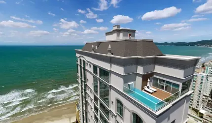 Entrega 2025!  Apartamento de 5 suítes em 60 vezes para pagar ! em meia praia